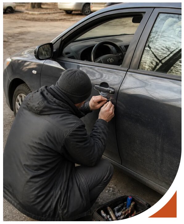 Профессиональное вскрытие автомобиля Тойота без повреждений в Учалах